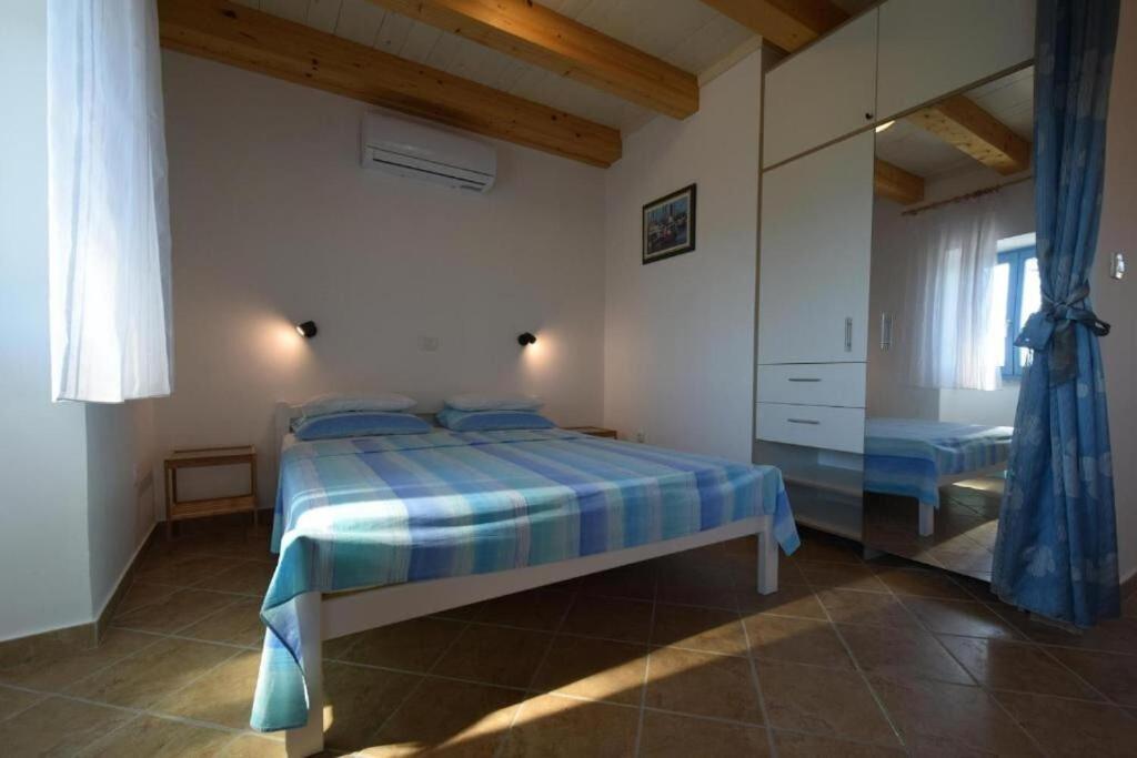 Apartments Insula Insule - Rustic & Peaceful Skrbčići Exterior foto